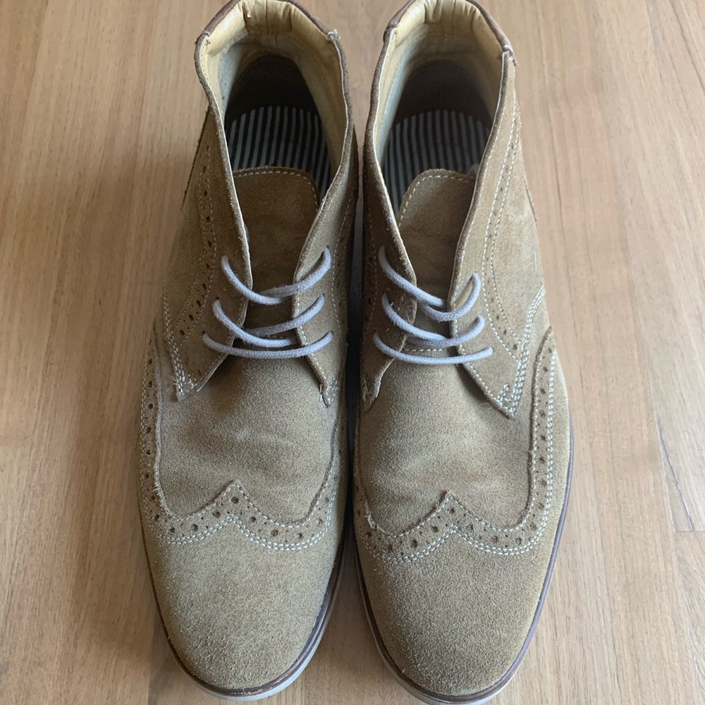 G.H. Bass Baltimore Wingtip Tan Suede Chukka Boots, sz 11.5